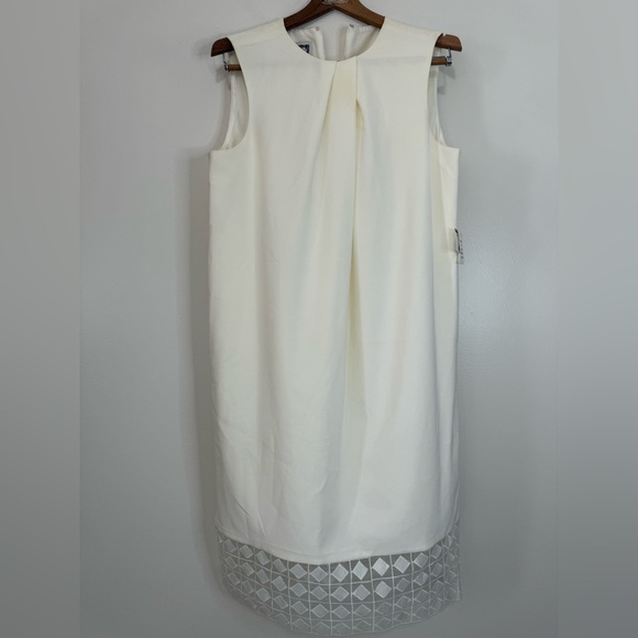 Ann Klein NWT Ivory  Sleeveless Dress with hem accent in size 12 - Picture 1 of 14